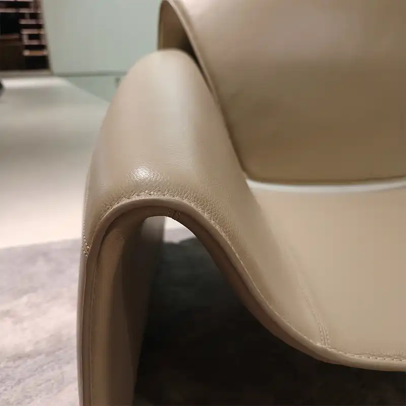 lounge chair lounge chair