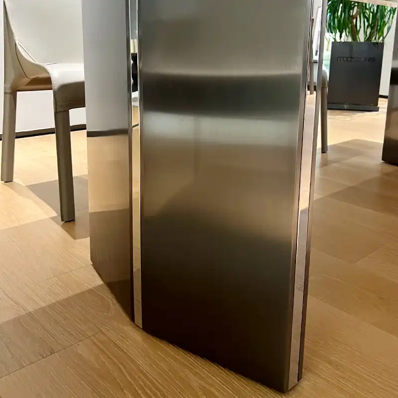 high end dining table