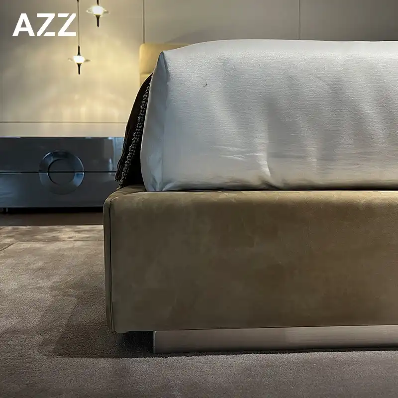 Lawrence Contemporary Bed Lawrence Contemporary Bed