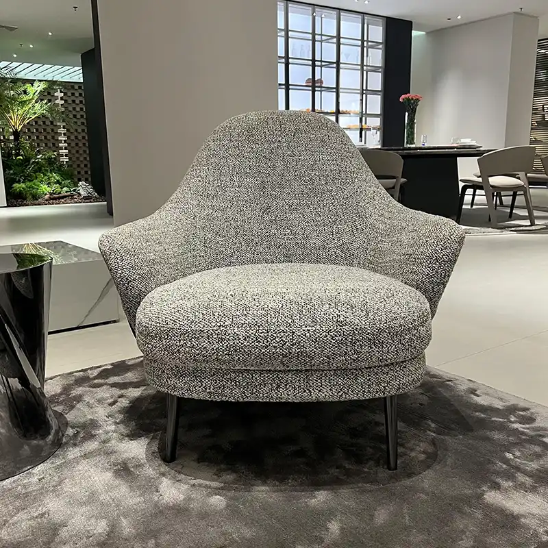 Angie lounge chair,