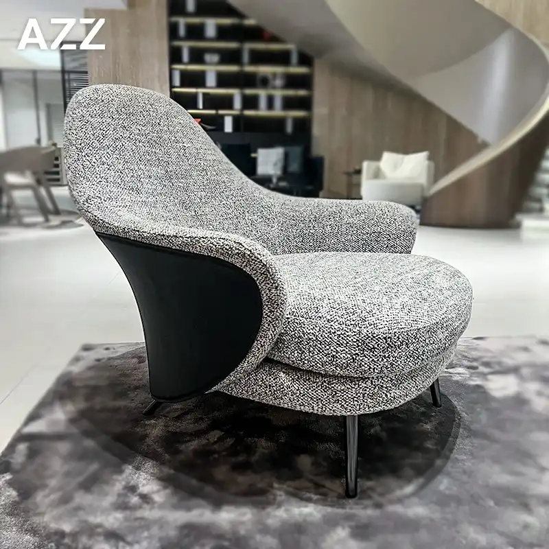  Angie lounge chair