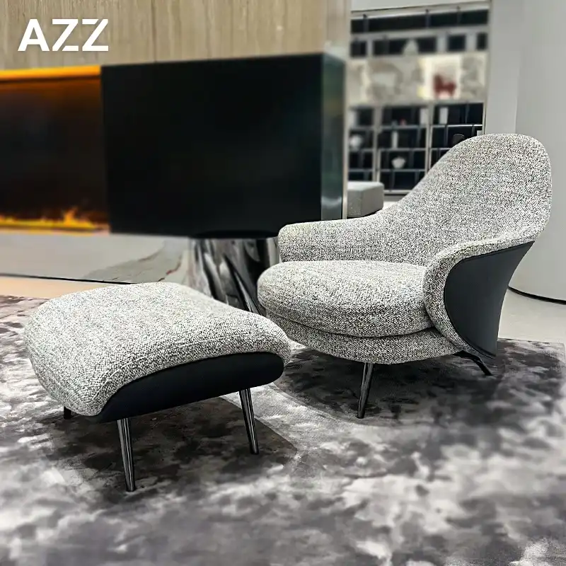  Angie lounge chair