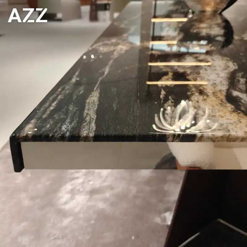 Libra dining table