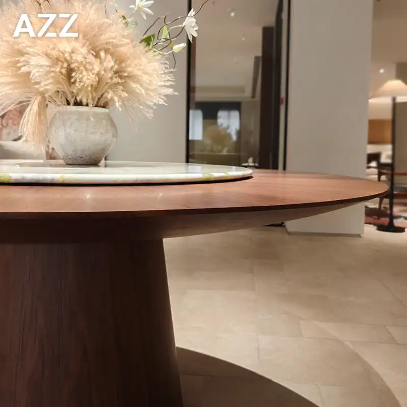  UFO Oval Dining Table