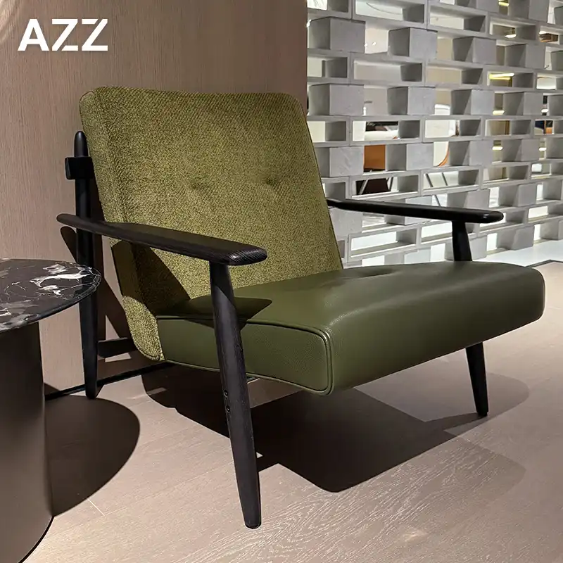 Trio Chair