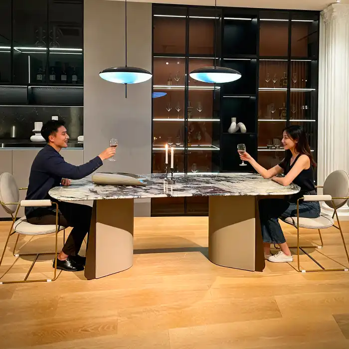 Top Butterfly Dining Tables for Modern Apartments in 2025