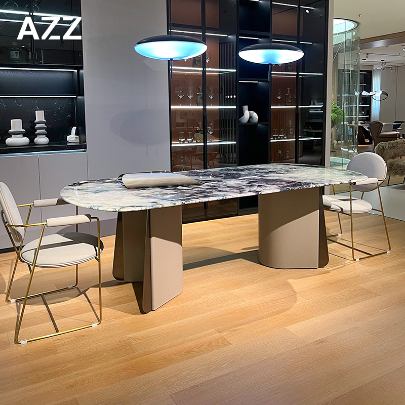 Butterfly Dining-Table