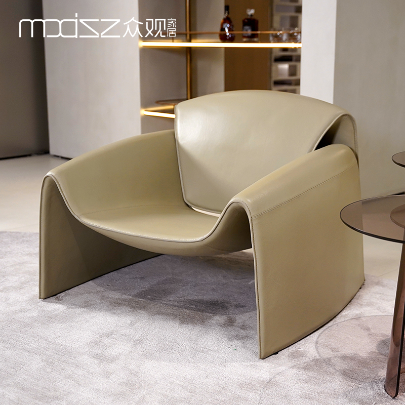 Luxury Le Club Armchair